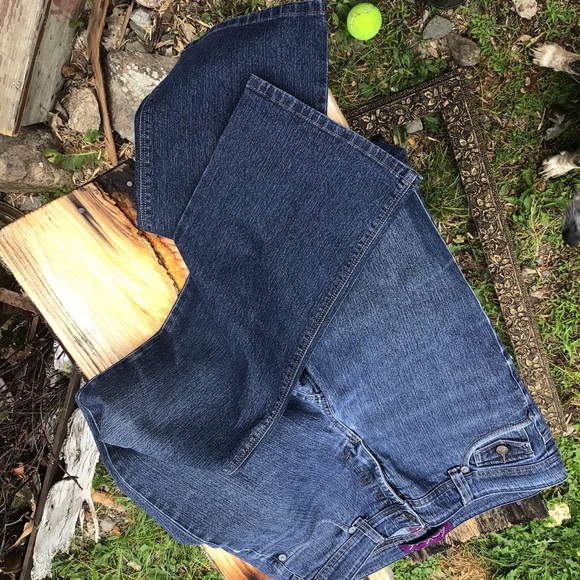 Gloria Vanderbilt denim pants - Picture 6 of 13